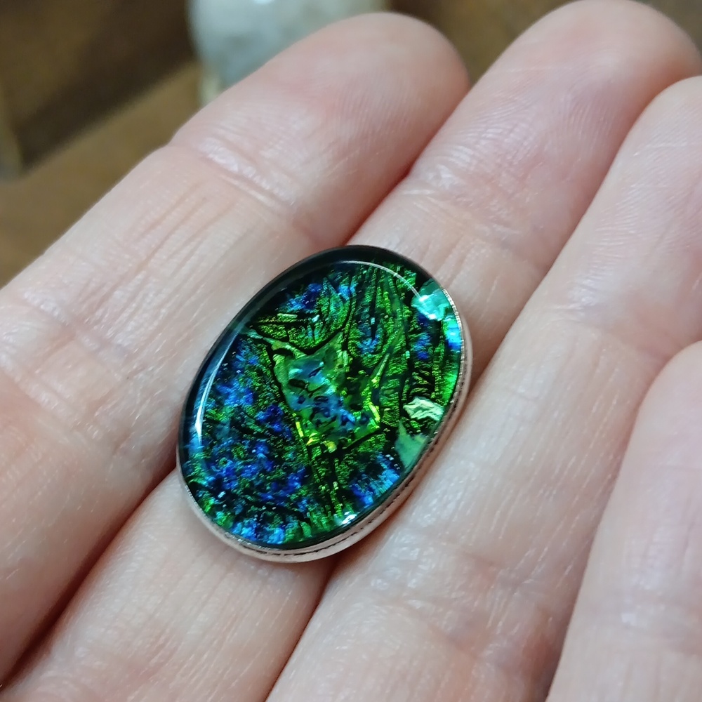 Elegant Green and Blue Dichroic Glass Ring - Picture 5 of 5